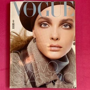Vintage Italian Vogue magazine November 2005